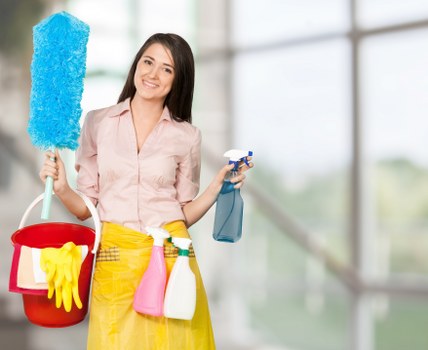 Window cleaning tools and streak-free glass